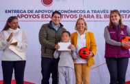 Entrega el Alcalde Jorge Miranda Castro apoyos educativos