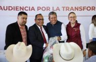 Compromete Gobernador David Monreal Ávila apoyos para el abasto de agua, mejoramiento de vialidades y ayudas sociales de familias sainaltenses