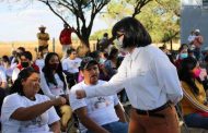 Enfrenta discapacidad múltiple, pero el esfuerzo de María Fernanda Valdez la llevó a ganar una regiduría