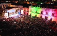 Lleno total en Plaza de Armas por festejo del Día de la Madre a cargo de Alicia Villarreal