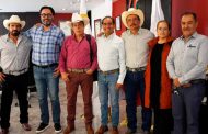 Mantiene José Saldívar el compromiso de dar certeza jurídica a habitantes de predios irregulares   