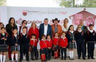 Entrega Gobernador David Monreal mochilas y loncheras gratuitas a estudiantes de Nochistlán
