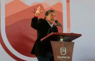 Ofrece Gobernador David Monreal Ávila programa a taxistas para mejorar el parque vehicular