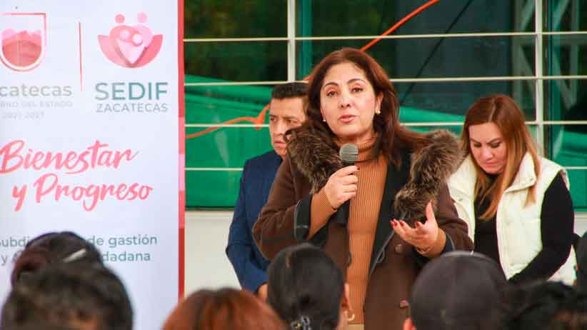 Con apoyos económicos, beneficia Gobierno de Zacatecas a familias vulnerables