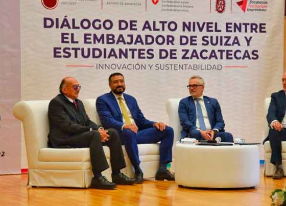 Sostiene Embajador de Suiza en México diálogo de alto nivel con jóvenes estudiantes zacatecanos