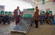 Beneficia Jorge Miranda a las familias capitalinas con la entrega de tinacos, calentadores solares y cemento