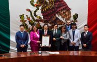 Designan a integrantes del grupo musical Enjambre como Embajadores Culturales de Zacatecas