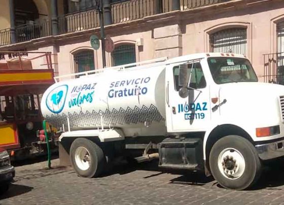 Refuerza JIAPAZ abasto de agua durante Festival Cultural de la Paz