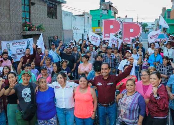 La Plaza de las Garantías y La Victoria se visten de guinda en apoyo a Pepe Saldívar