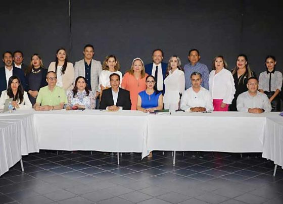 Buscan Secretaría de Educación y Organismos Públicos Descentralizados mejorar los servicios educativos