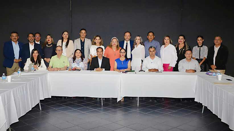 Buscan Secretaría de Educación y Organismos Públicos Descentralizados mejorar los servicios educativos