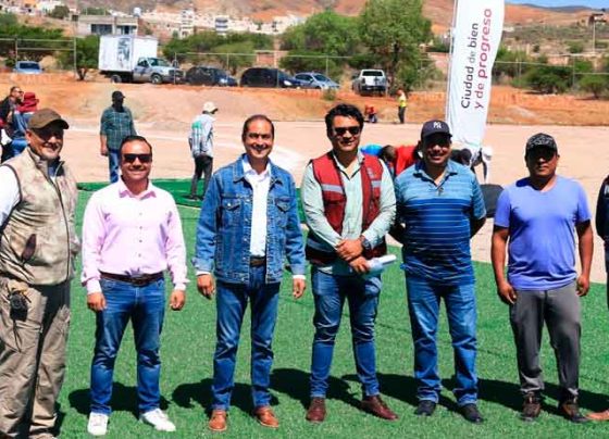 Supervisa Pepe Saldívar rehabilitación de campo de softbol