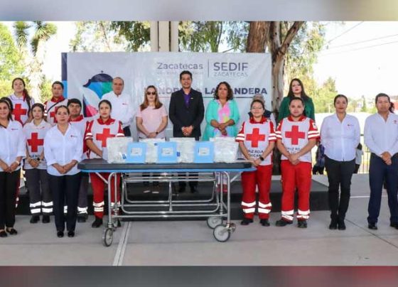 Otorga SEDIF donativo de implementos médicos a la Cruz Roja Mexicana