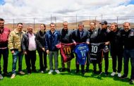 Inaugura Gobernador David Monreal junto con directivos de Pachuca, Cruz Azul, Chivas y Mineros cancha de pasto sintético en Pánuco