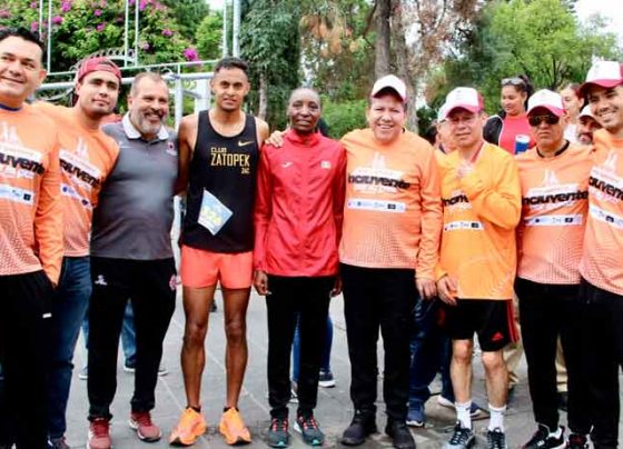 Cientos de familias y deportistas asisten a la Cuarta Carrera Incluyente por la Paz en Jerez; Gobernador David Monreal dio banderazo de salida