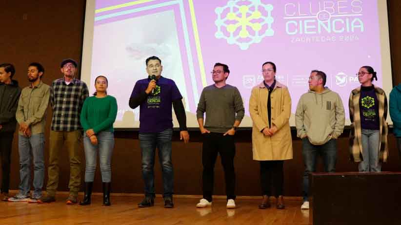 Culmina Cozcyt Clubes de Ciencia 2024 con exposición de proyectos
