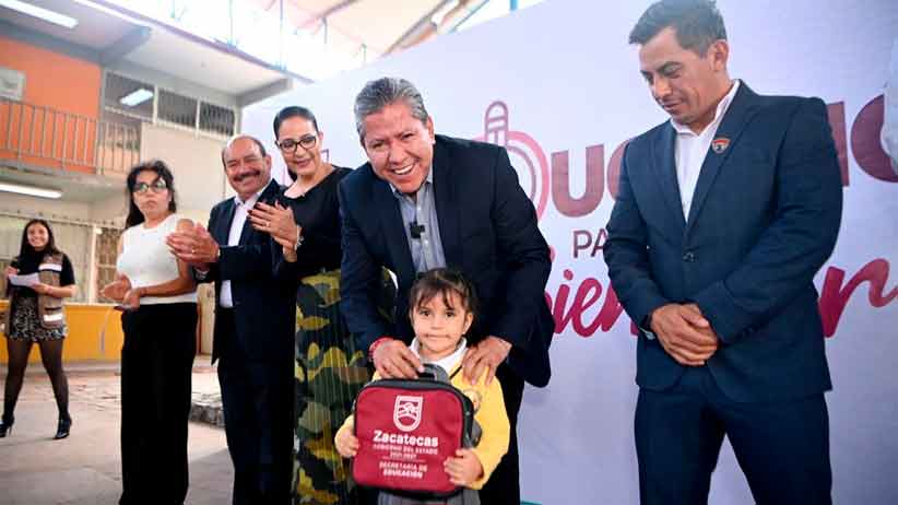 Con el programa Educación para el Bienestar, se busca disminuir las brechas educativas y apoyar a la economía familiar: David Monreal Ávila