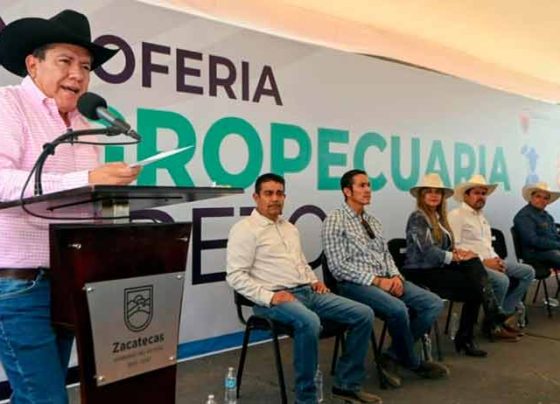Lleva Gobernador David Monreal apoyos a campesinos y ganaderos de la región sureste del territorio zacatecano