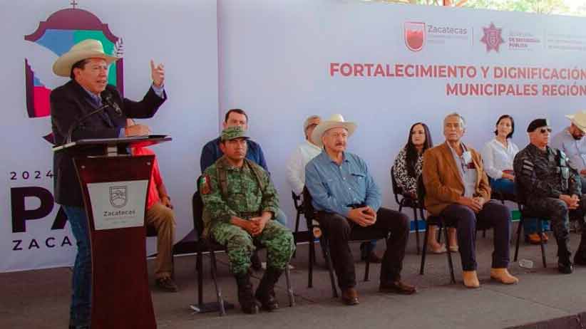Fortalece Gobernador David Monreal a las corporaciones municipales de seguridad con patrullas y mejores salarios