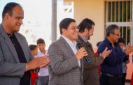 Entrega Jorge Miranda paquetes escolares en la colonia C.T.M.