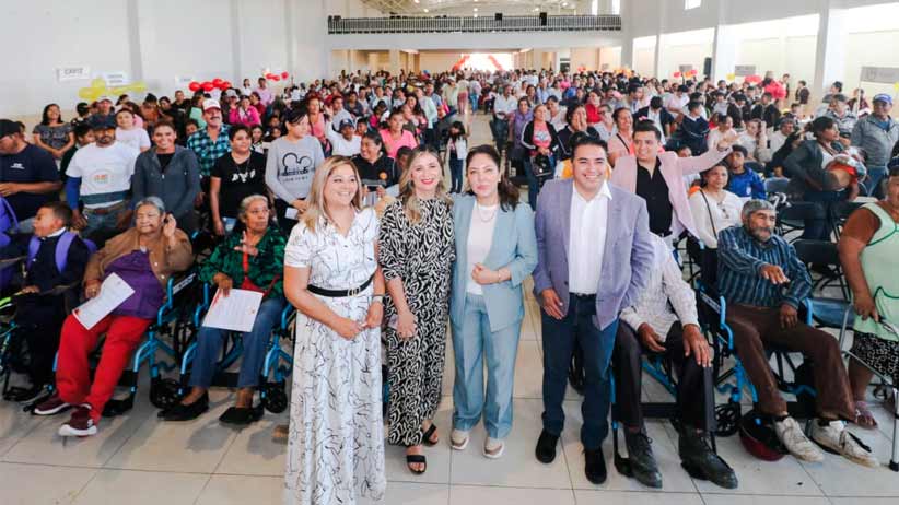 Beneficia Gobierno de Zacatecas a habitantes de Luis Moya con apoyos de asistencia social
