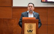 Marco Vinicio Flores cuestiona transparencia y gestión en comparecencia de la Secretaria de Administración