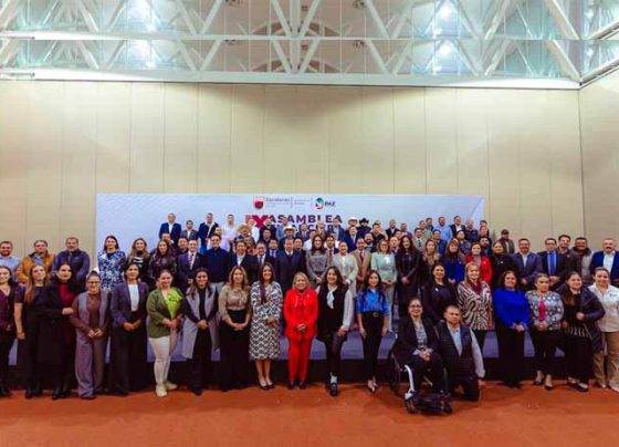 Ofrece Gobernador David Monreal colaboración para dar viabilidad financiera a los 58 municipios de Zacatecas