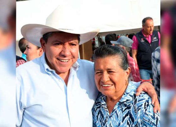 Inicia Gobernador David Monreal Posadas de la Paz con entrega de Apoyos Alimentarios para el Bienestar