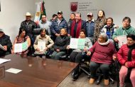 Cumple Gobernador David Monreal Ávila el sueño de adultos mayores zacatecanos de reencontrarse con sus hijos en Estados Unidos