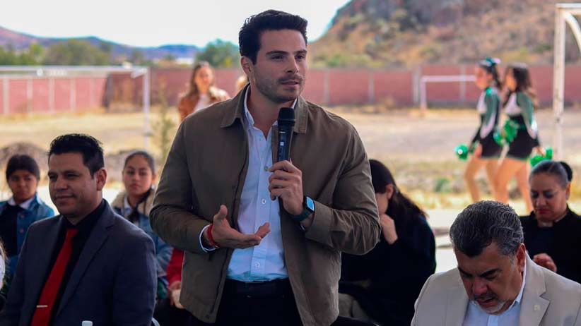 Rehabilita Gobierno de Zacatecas cancha para jóvenes en Sombrerete