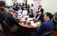 Gobierno de Zacatecas propone solución a becas