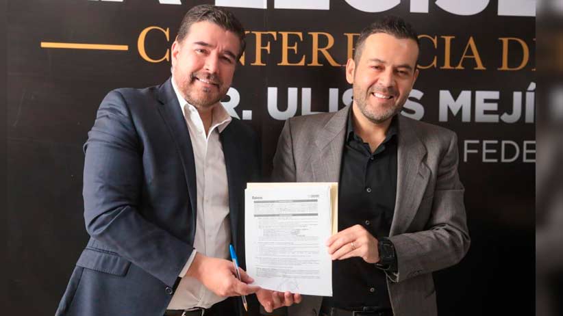Ulises Mejía Haro firma convenio con la Universidad UNID para impulsar oportunidades educativas