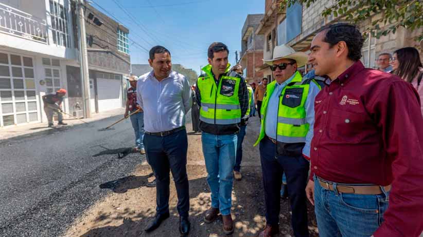 Rehabilita Gobernador David Monreal Ávila 63 calles en Guadalupe