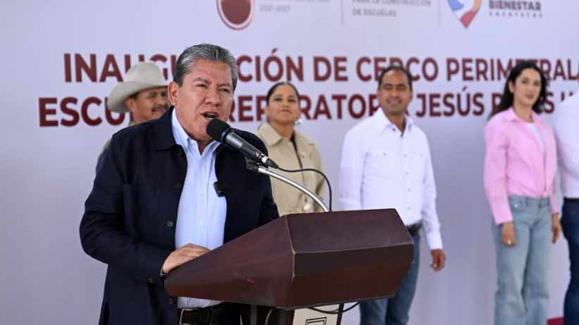Entrega Gobernador David Monreal muro perimetral en la escuela Preparatoria “Jesús Reyes Heroles” de Zóquite, Guadalupe
