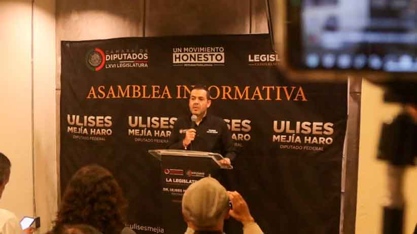 Avanza iniciativa para eliminar trámites burocrático: Ulises Mejía Haro