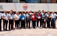 Dona FIFA 3 mil balones de fútbol soccer a escuelas primarias de Zacatecas