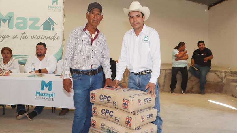 Lleva Mario Macías  “Maz apoyo a tu vivienda” a la comunidad de Tanques de Guadalupe