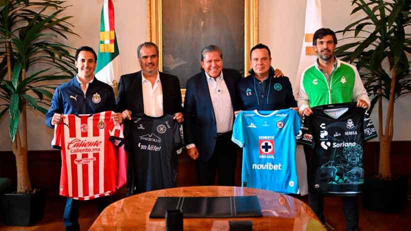 Reconocen Gobernador David Monreal y directivos de equipos de futbol el impacto social de la Copa por el Bienestar