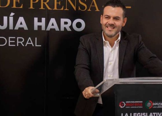 Ulises Mejía: Por una mayor conectividad y libre competencia