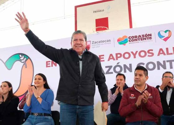 Reparte Gobernador David Monreal 500 apoyos alimentarios de Corazón Contento a familias de Rancho Grande, Fresnillo