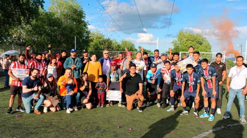 ¡Ojos puestos en el deporte! Clausuran con éxito torneo de Fútbol en Ojo de Agua de la Palma