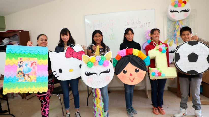 Con taller de elaboración de piñatas, fortalece Gobierno de Zacatecas a familias y previene el trabajo infantil