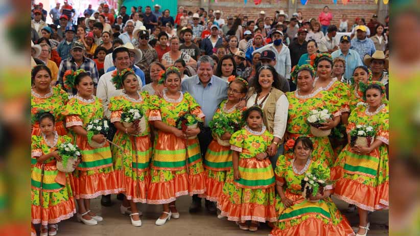 Entrega Gobernador David Monreal Ávila Tarjetas FAIS a Pueblos y Comunidades Indígenas en Cicacalco, Tlaltenango