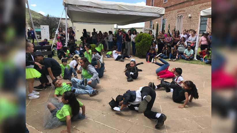 Invita IZC a vivir un verano artístico y creativo con talleres para niñas y niños