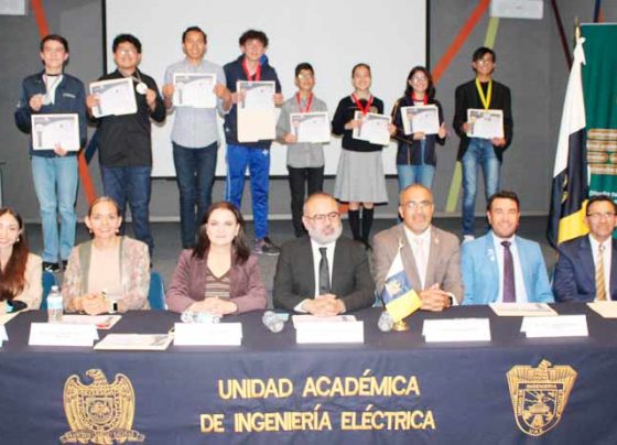 Julieta del Río impulsa el talento de estudiantes en la Olimpiada de Informática de Zacatecas 2025