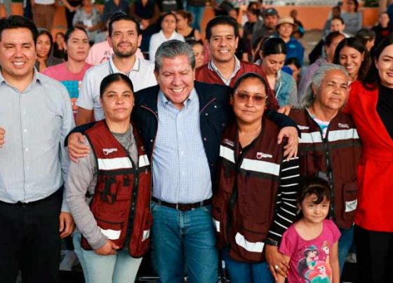 Distribuye Gobernador David Monreal apoyos alimentarios de Corazón Contento a 250 familias de Puebla del Palmar y Las Mercedes, en Fresnillo