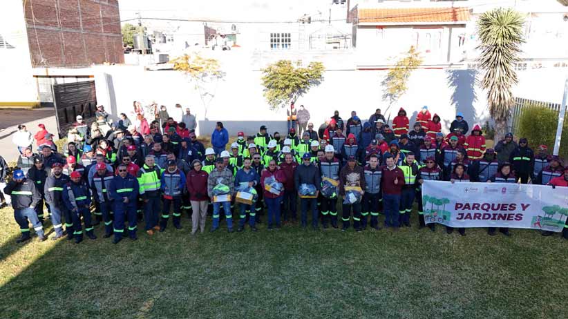 Entrega Pepe Saldívar uniformes de calidad a Secretaría de Servicios Públicos
