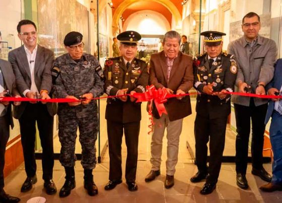 Inaugura Gobernador David Monreal exposición fotográfica en homenaje al Ejército Mexicano