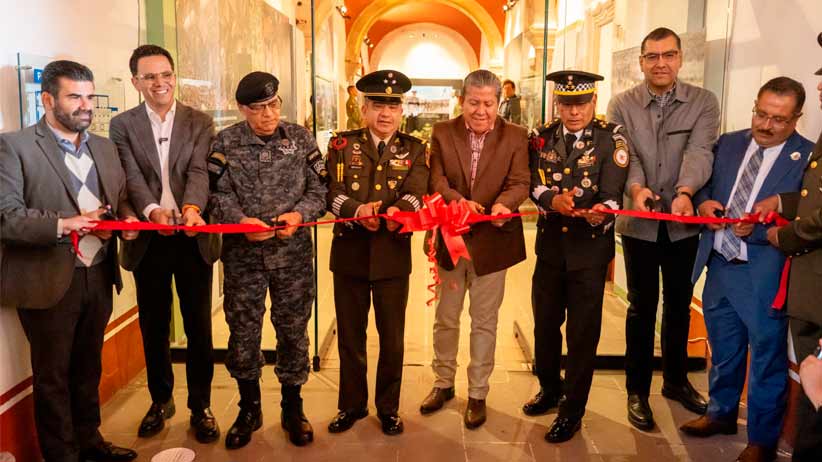 Inaugura Gobernador David Monreal exposición fotográfica en homenaje al Ejército Mexicano