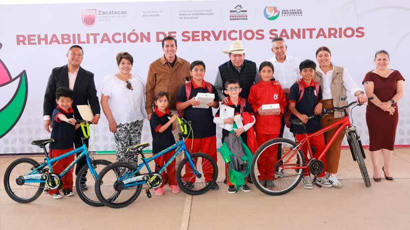 Con inversión de 1.7 mdp, Gobernador David Monreal rehabilita escuela primaria en Loreto